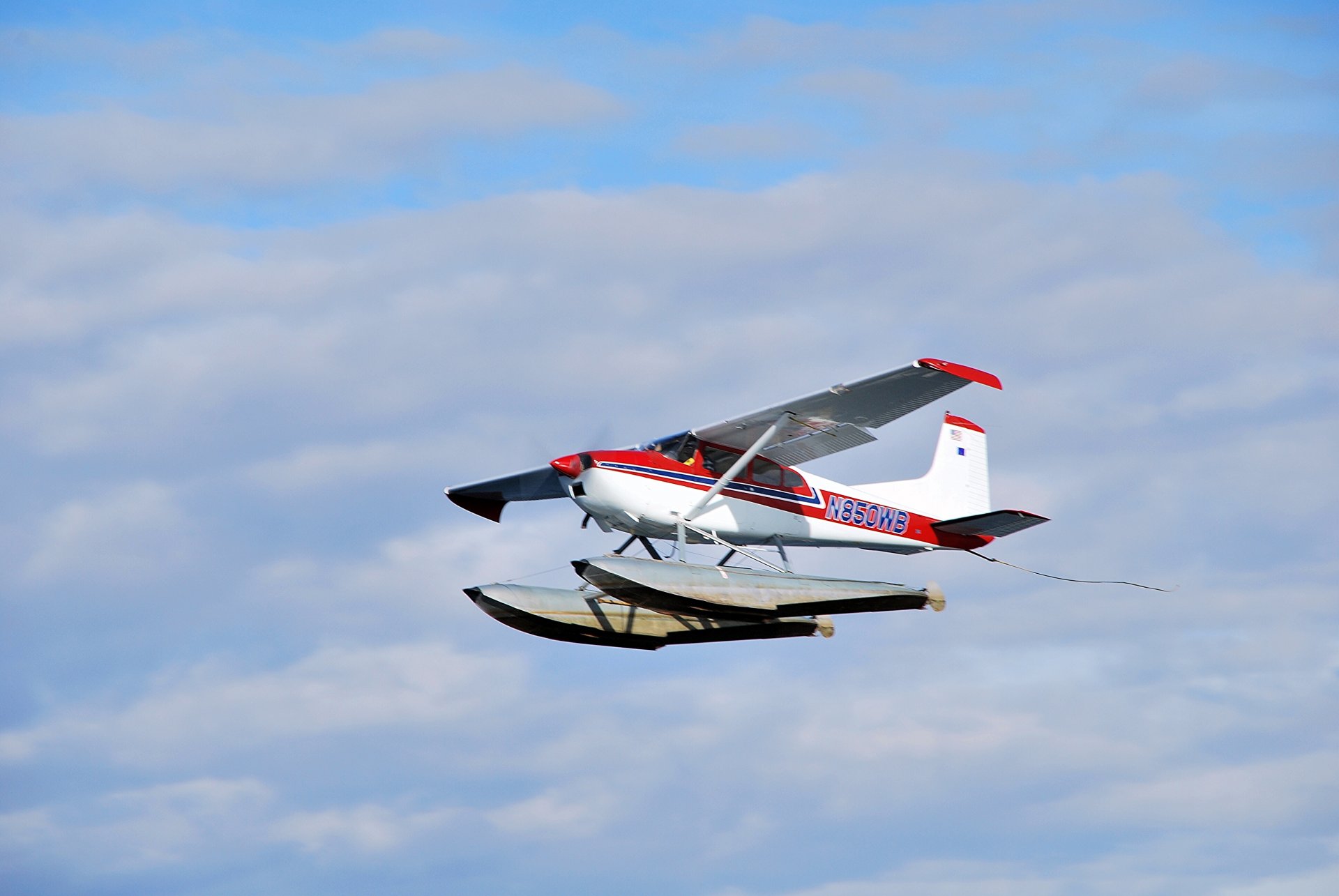 ciel cessna a185f monomoteur avion léger flotteurs