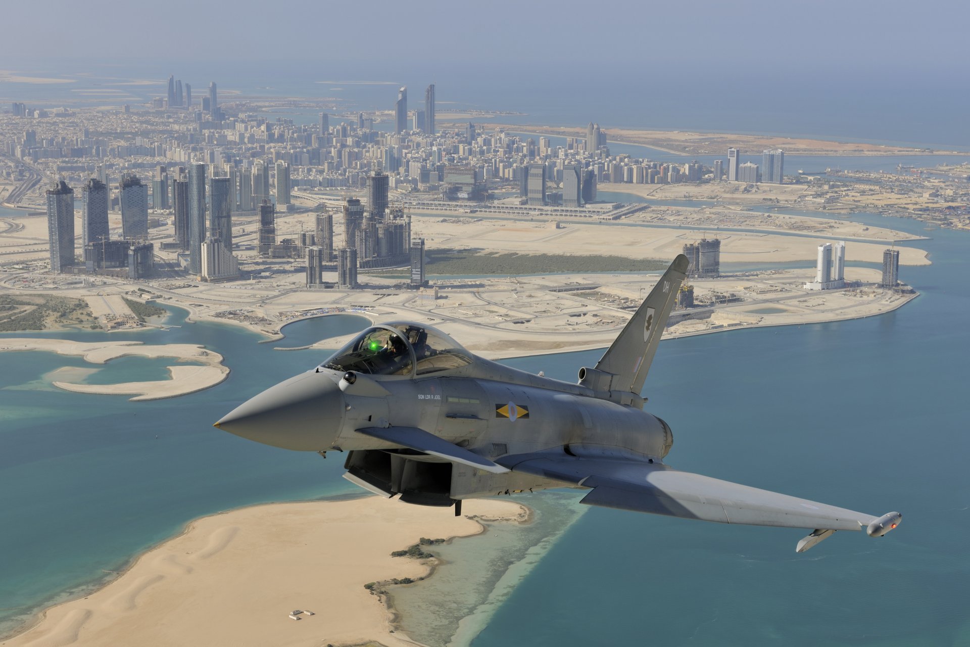 eurofighter typhoon mehrzweck kämpfer flug stadt dubai