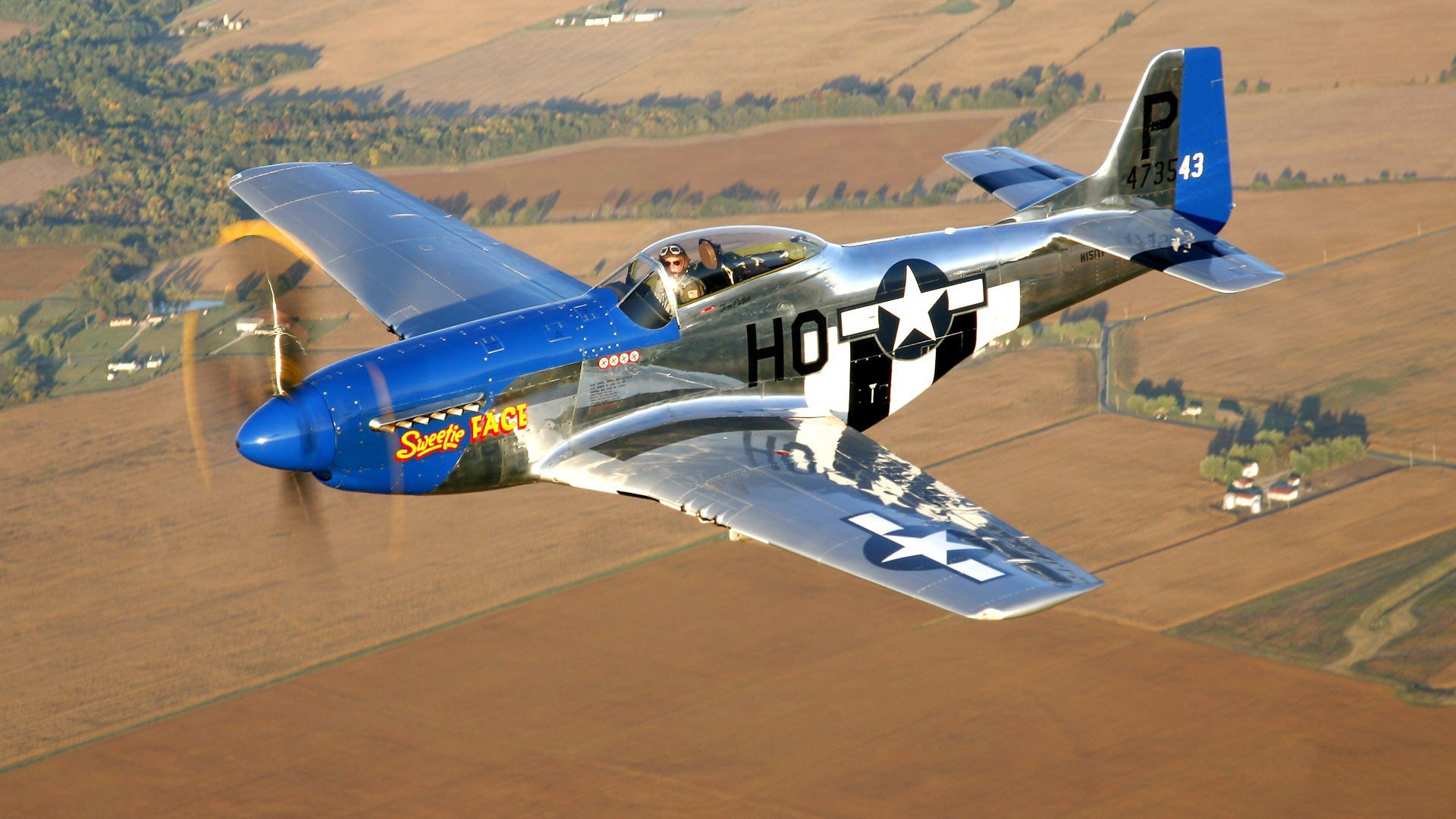 Самолет p-51 Mustang
