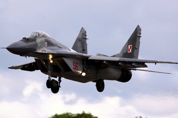 Flugzeug mig 29 - Bild im Flug