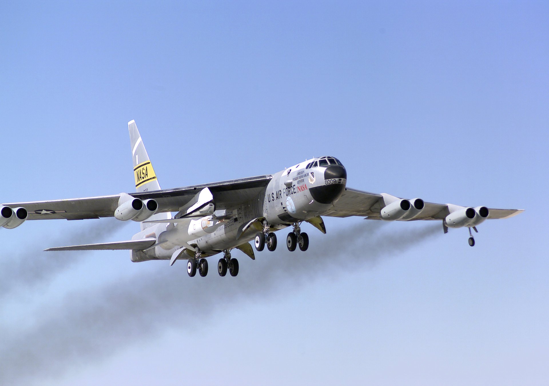 b-52в наса авиабаза эдвардс испытание гиперзвуковой ракеты x-43a