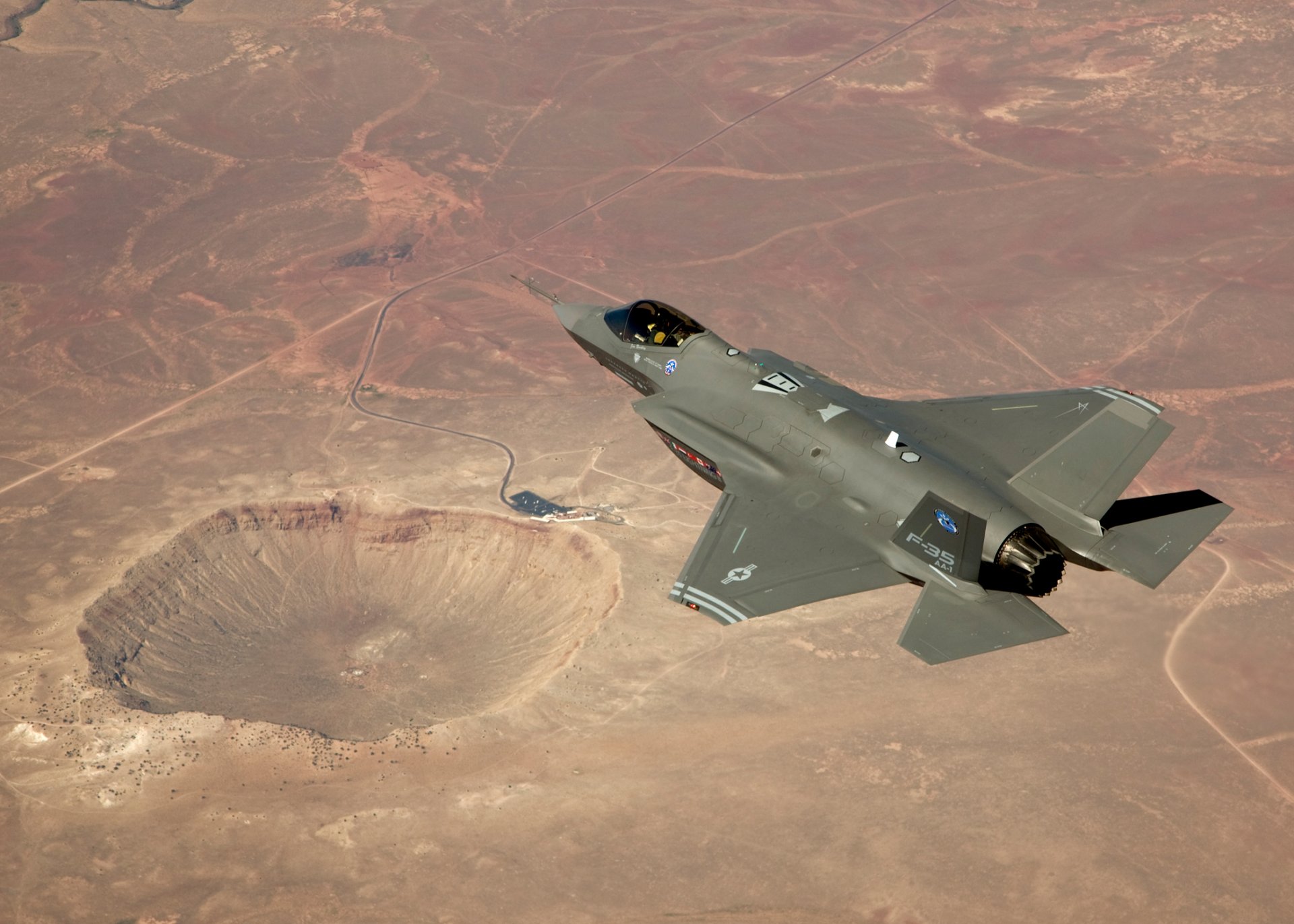 lockheed martin f-35a istrebitelvvs united states test flight desert crater