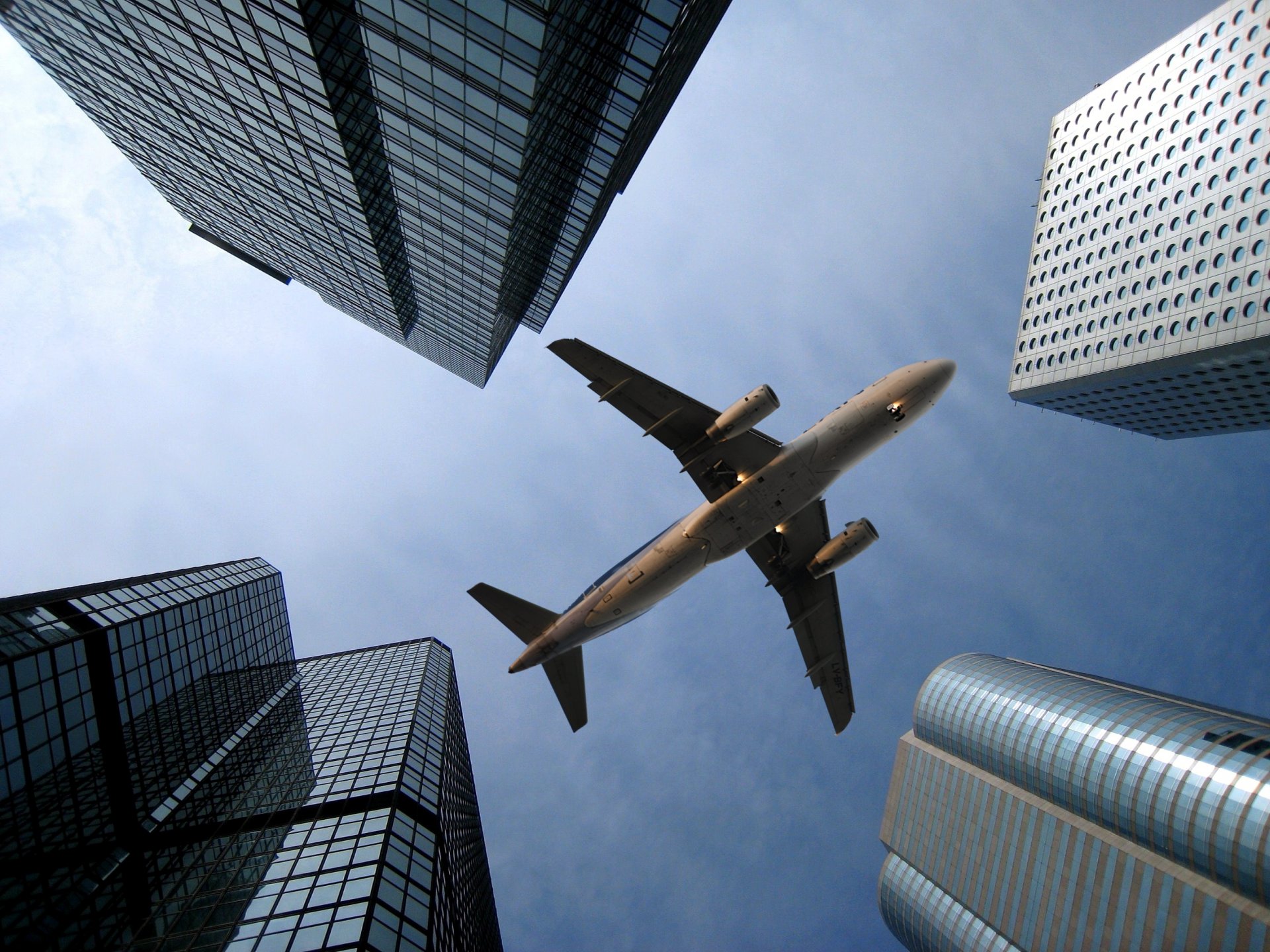 lan airlines airbus a320 hong kong airbus rascacielos ciudad cielo