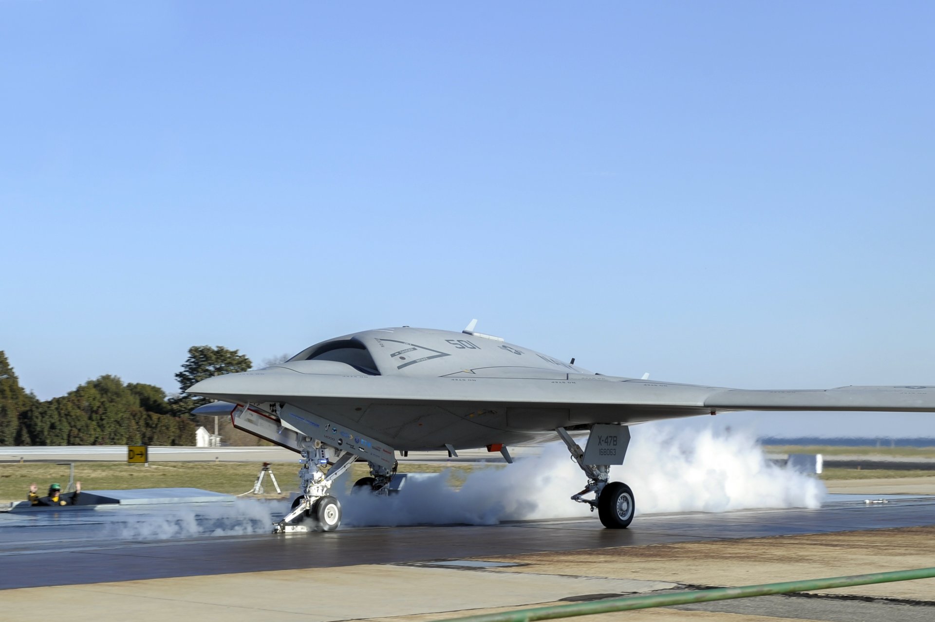 x-47b pegasus american drone battle aircraft