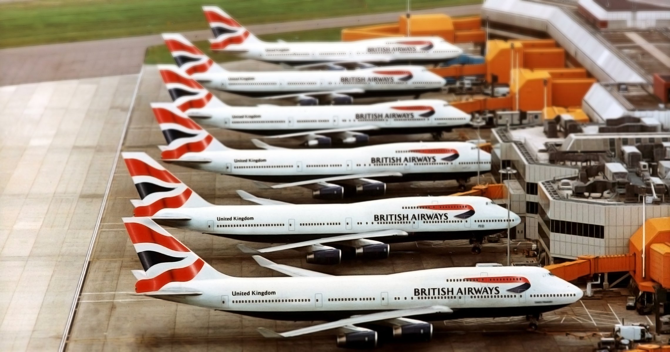 boeing british airways haul airport many pending plane passenger airliner on the ground