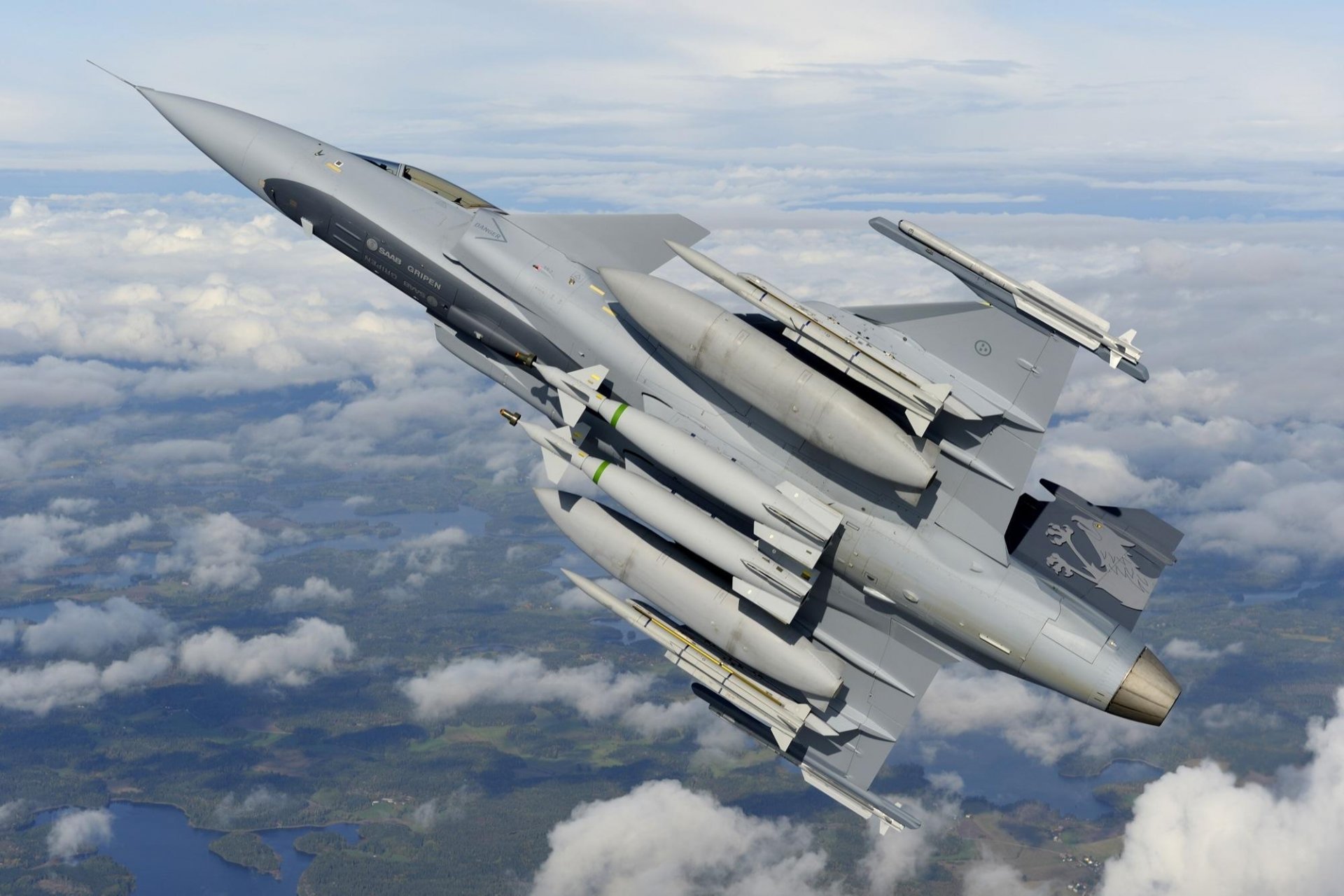 aab jas 39 gripen шведский многоцелевой истребитель четвёртого поколения