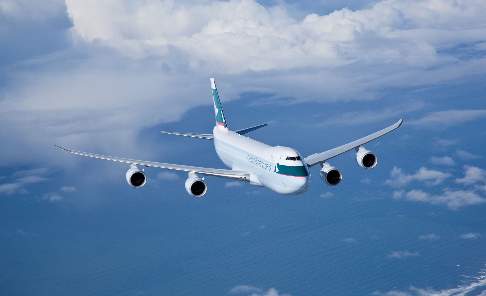 cathay pacific fracht fliegen fliegen in der luft himmel wolken meer luftfahrt