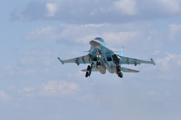 Landing of the Su 34 front-line bomber in the clouds