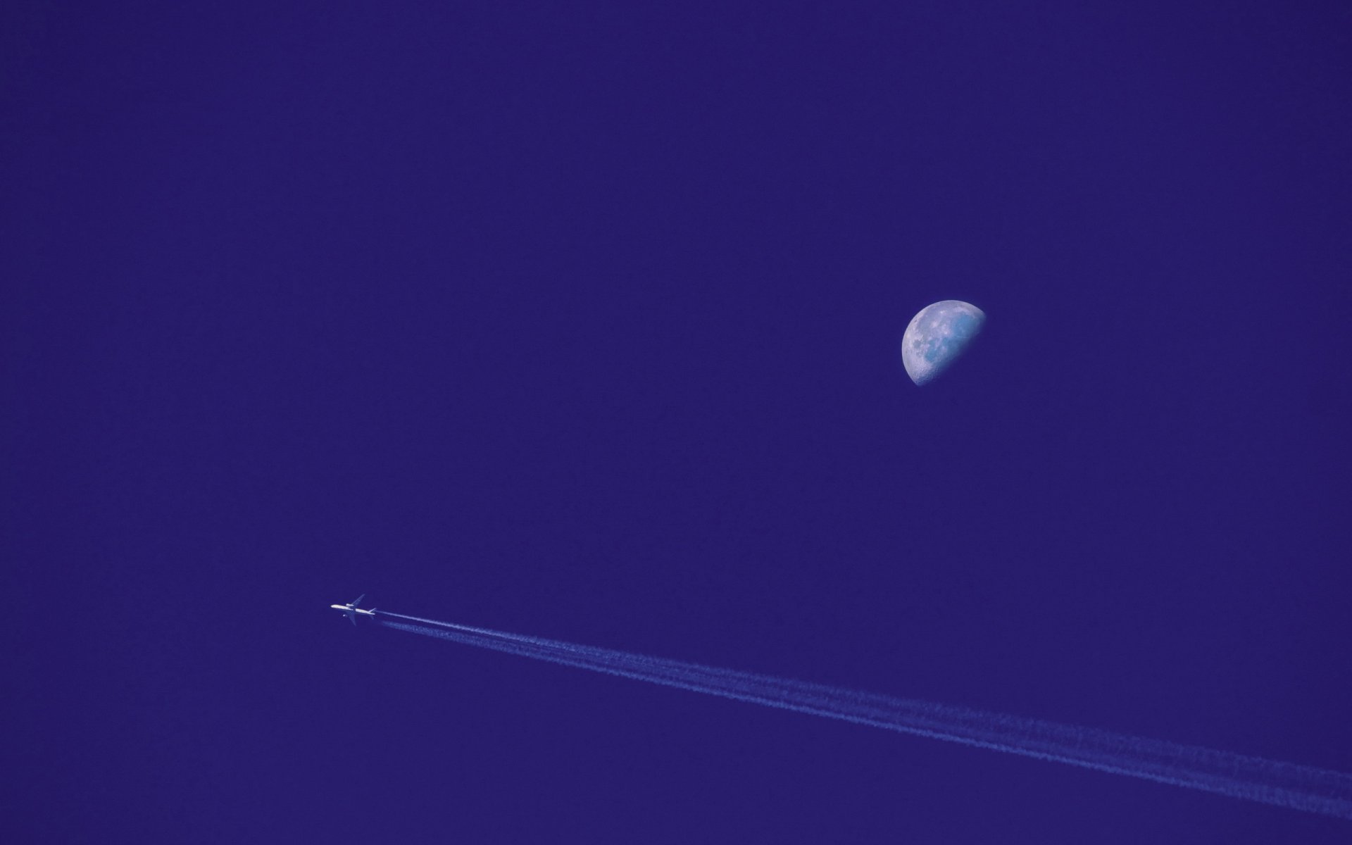 avion lune ciel