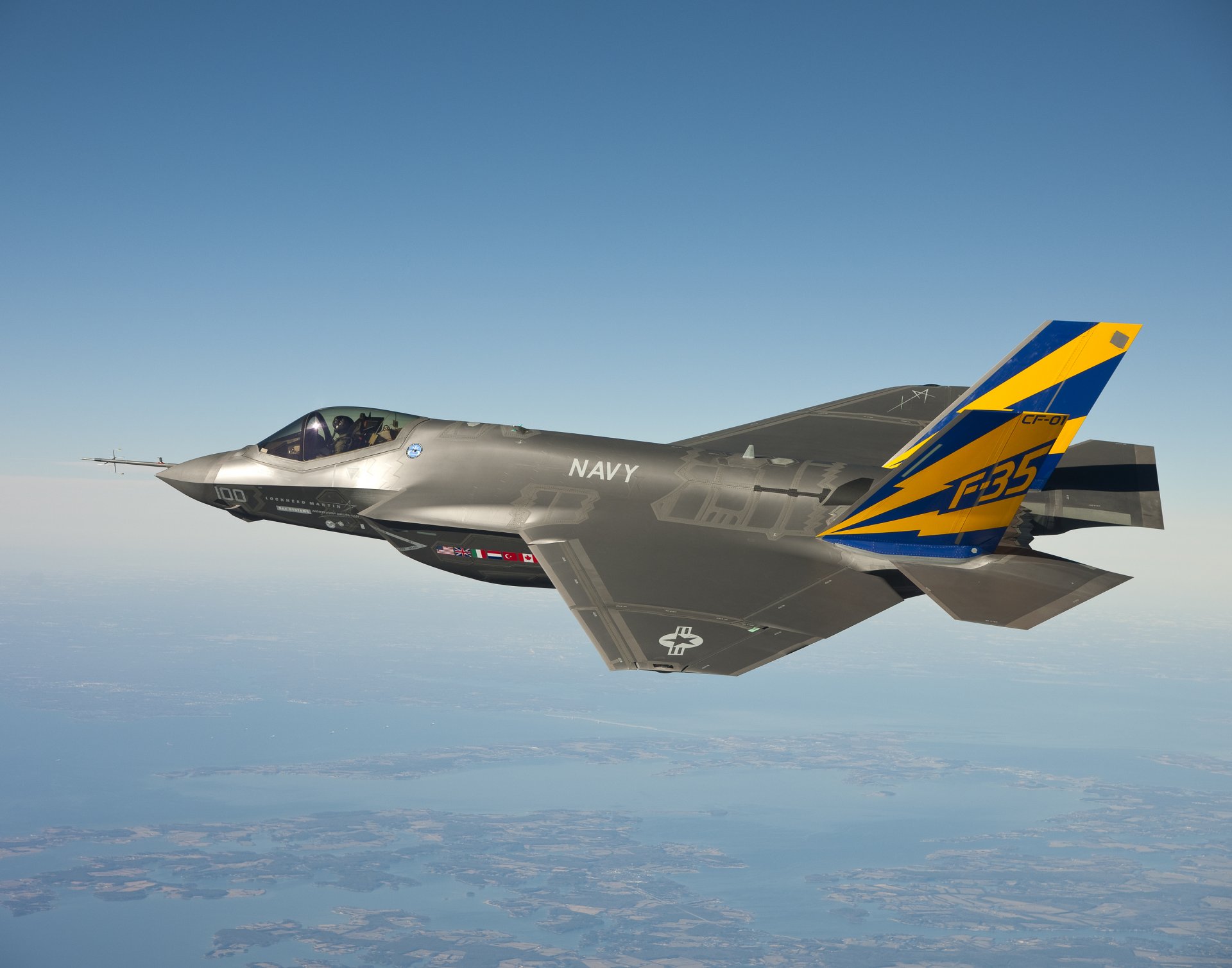 f-35 plane fighter height