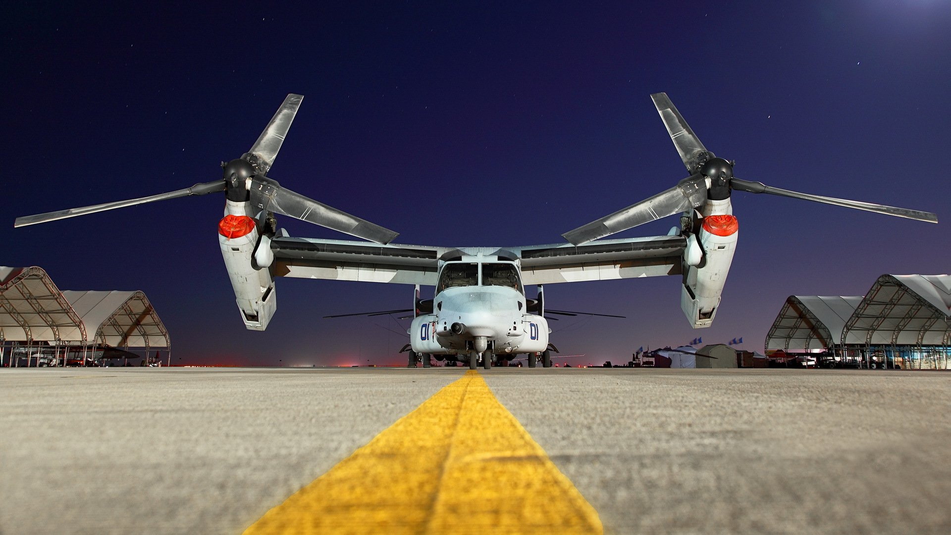 samolot lotnisko noc bell v-22 osprey