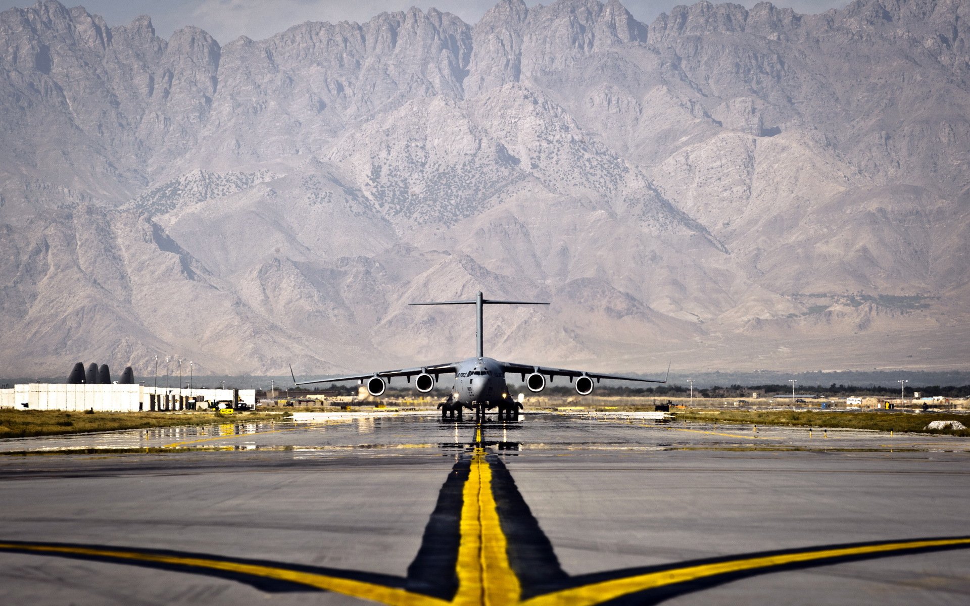 c-17 globemaster iii aereo aeroporto