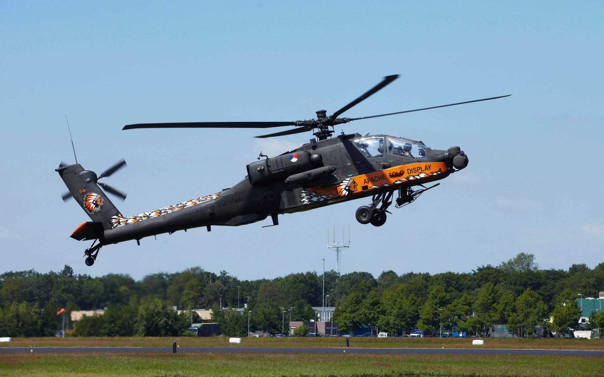 helicóptero ah-64 apache principal de combate de ataque operado desde mediados de 1980-s