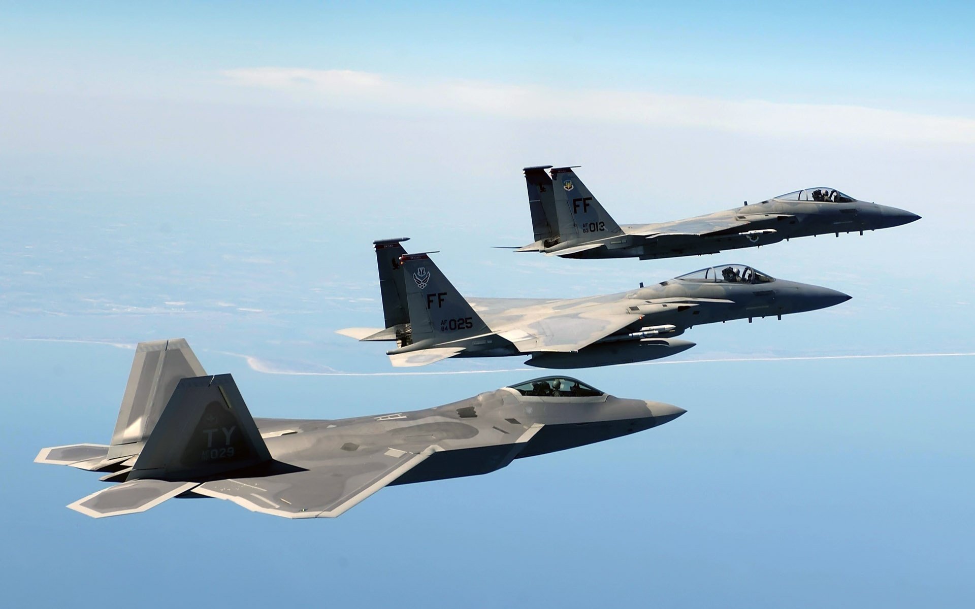 fighters f-22 f-15 sea