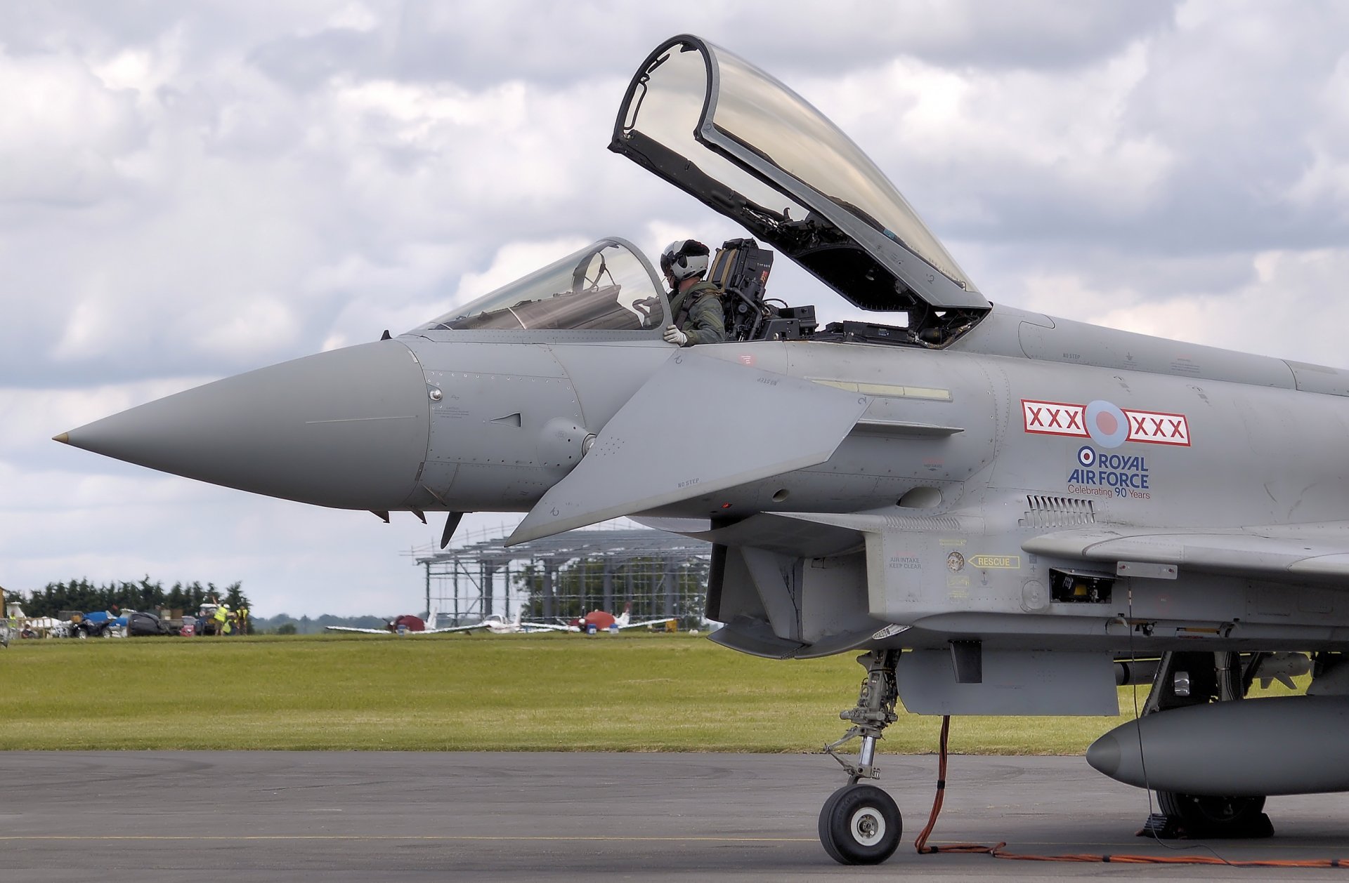 eurofighter typhoon caza fuerza aérea británica