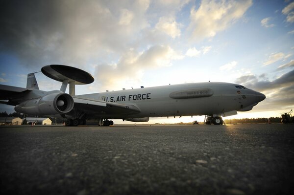 Photo de l avion de reconnaissance américain Boeing e-3 Sentry