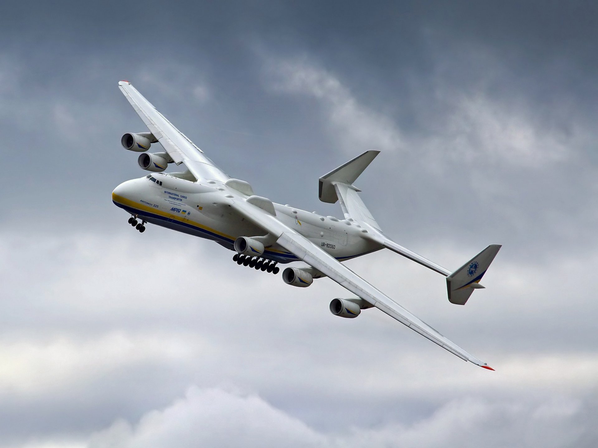 антонов ан-225 мрия киев ukkm 29 сентября 2010