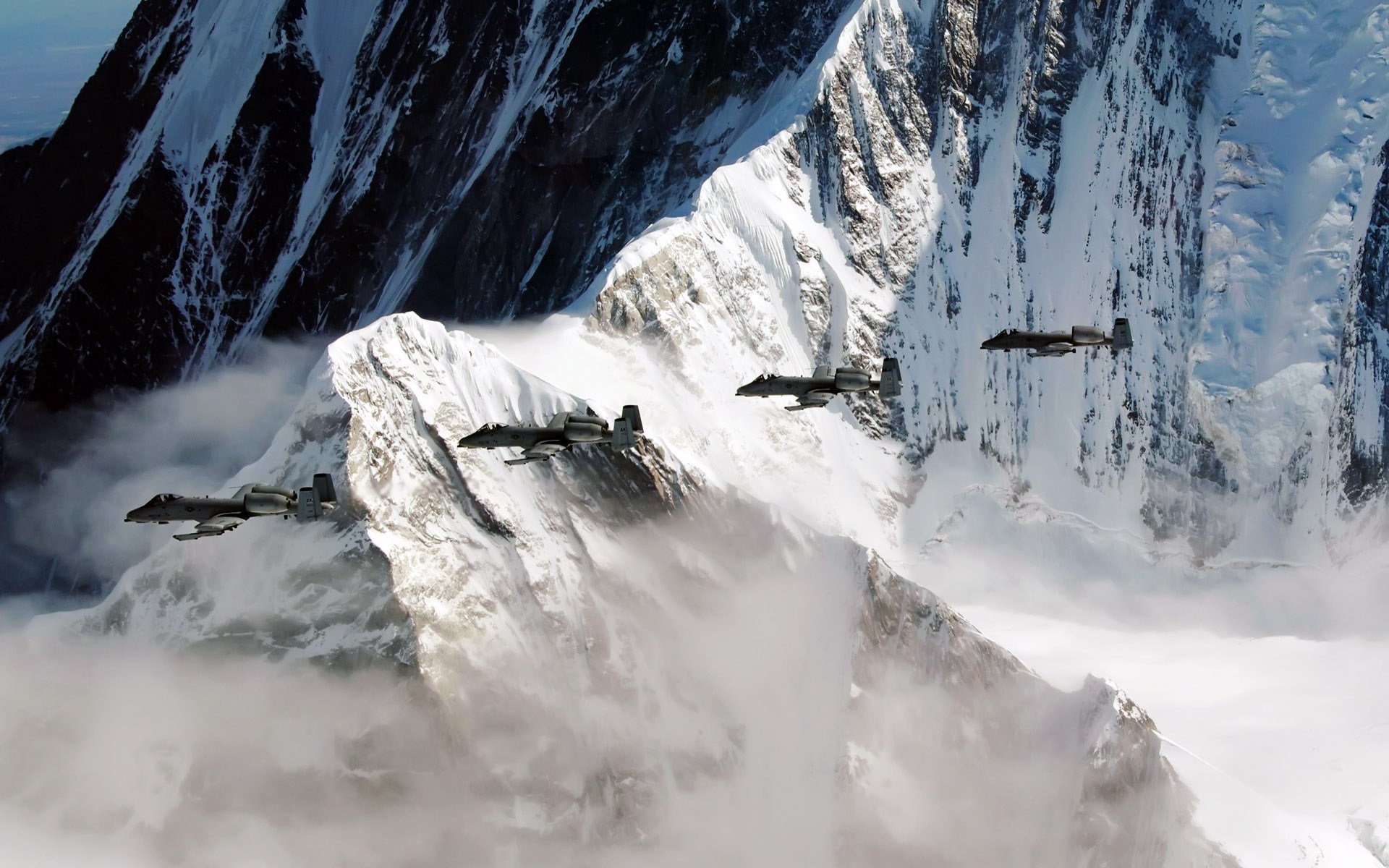 roca montaña avión a-10 thunderbolt alaska pacific ridge integrado alaska vuelo de entrenamiento