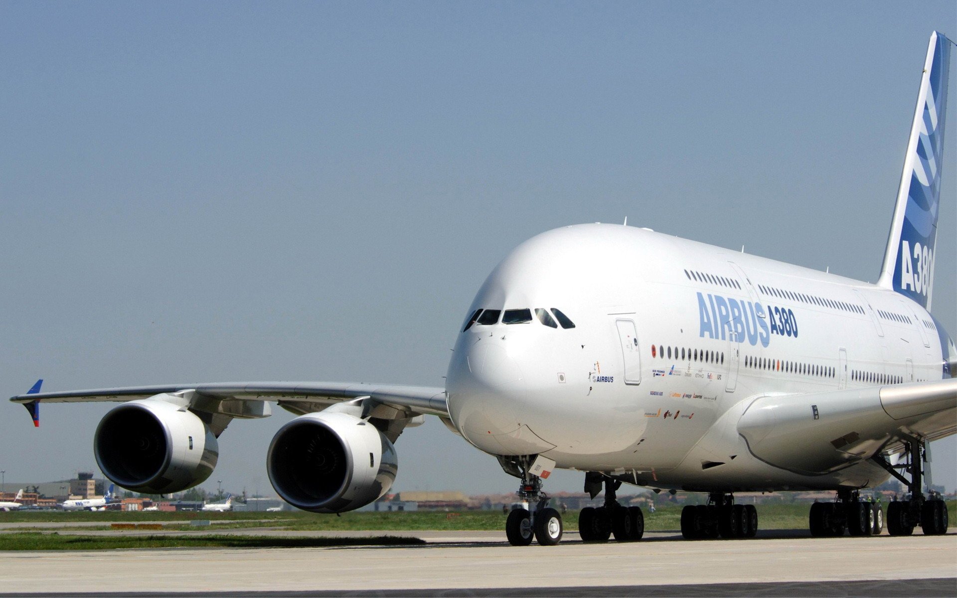 airbus a380 avión gigante