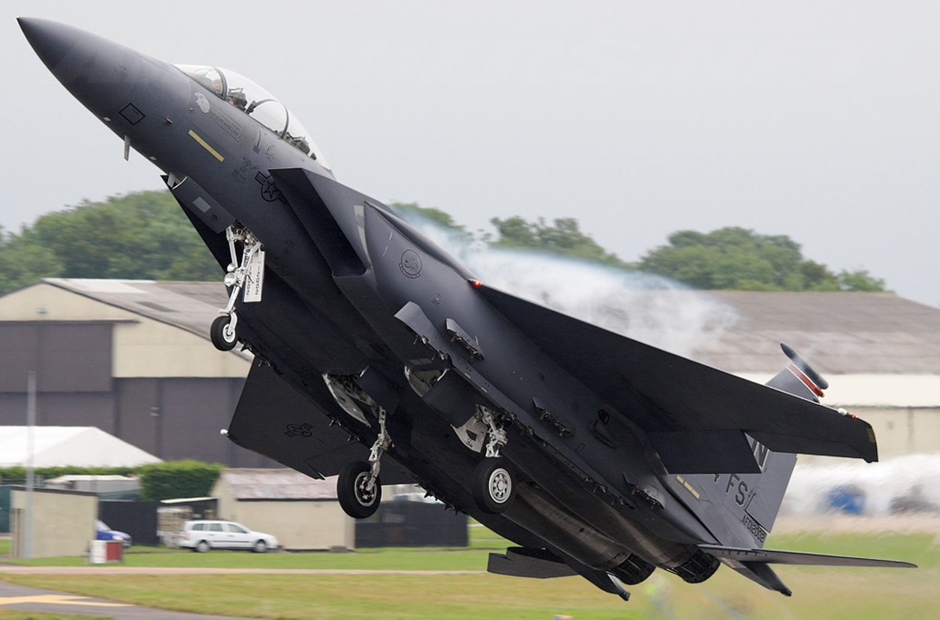 f-15 chasseur décollage