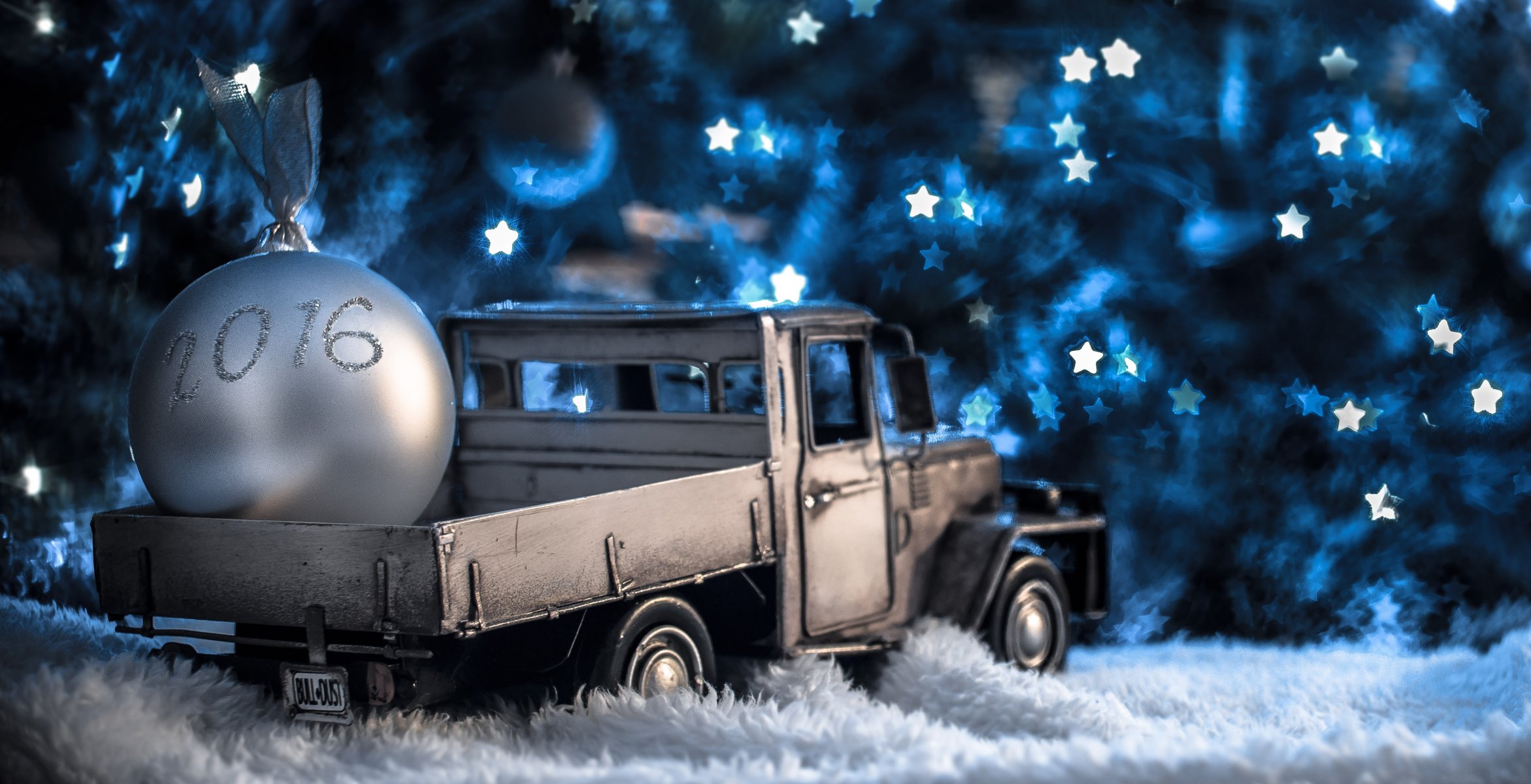 jamie frith photographe photo modèle voiture camion ramassage mannequin noël nouvel an 2016 ballon jouet guirlande lumières