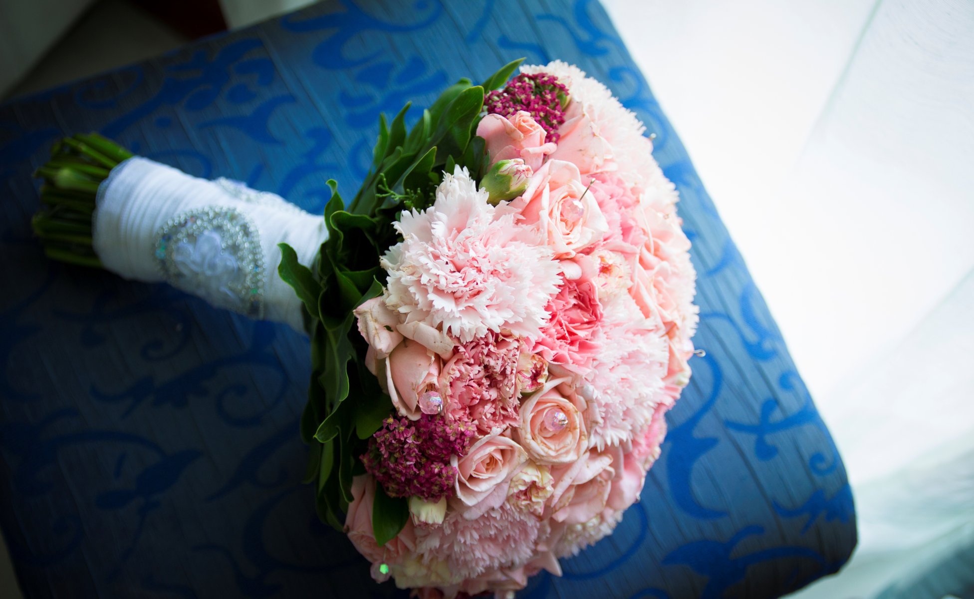 blumenstrauß hochzeit rosen