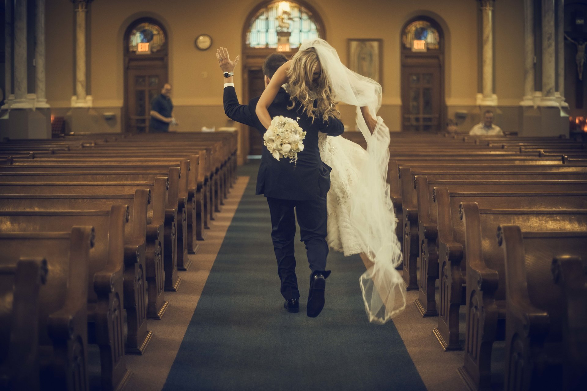 groom bride church bears dress veil