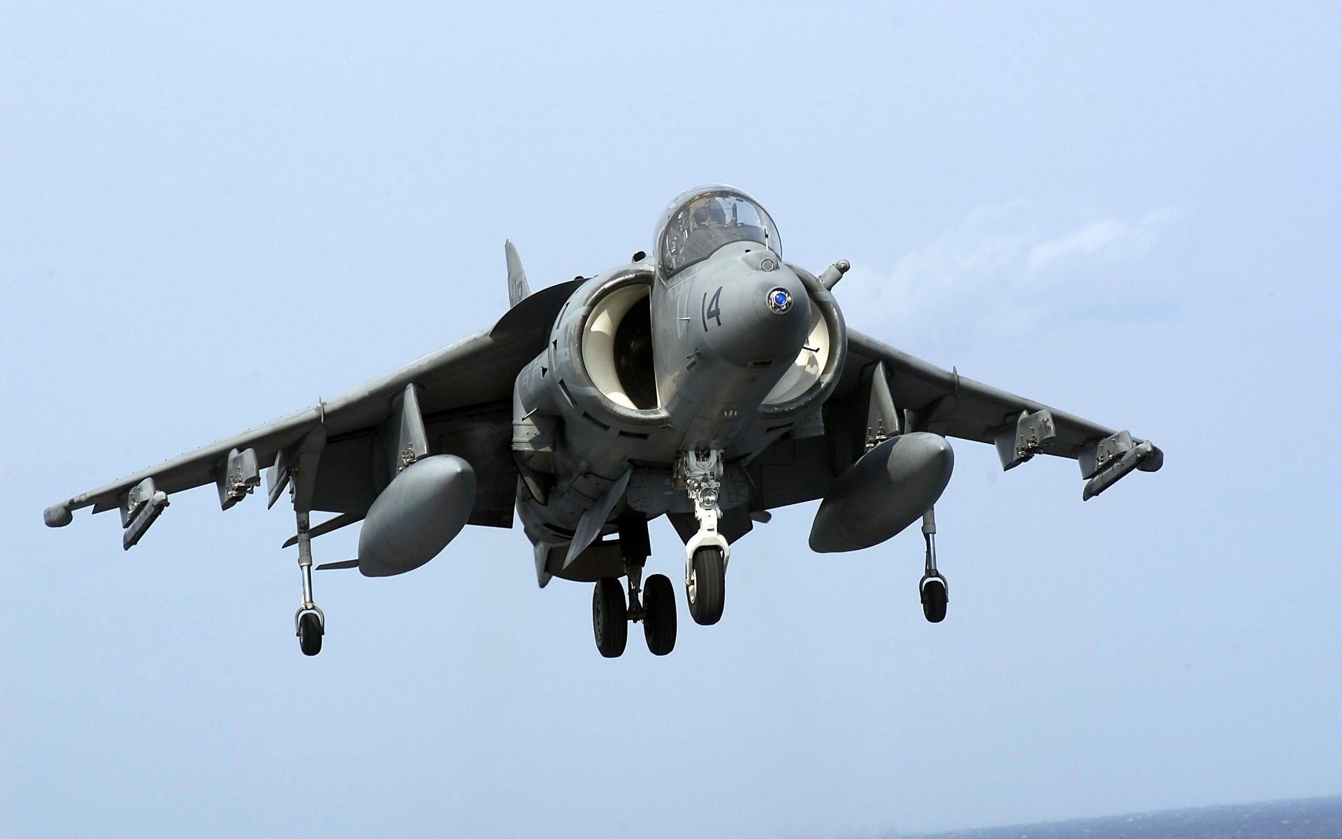 harrier lądowanie lotniskowiec