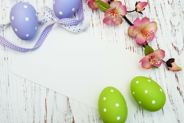 Easter green eggs with dots