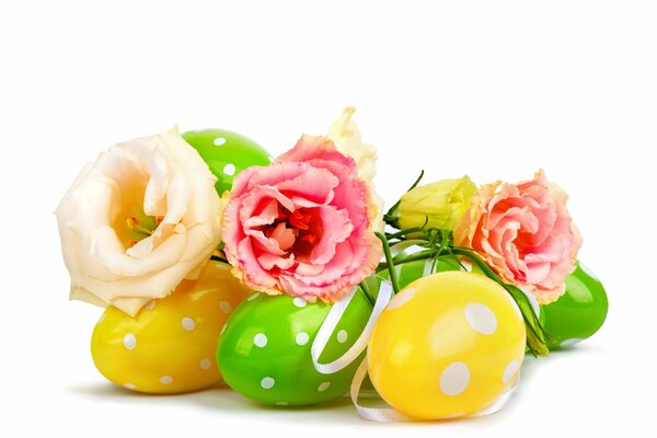 Colorful Easter eggs and spring flowers