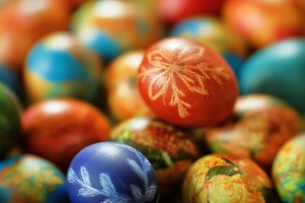 Painted Easter eggs with patterns