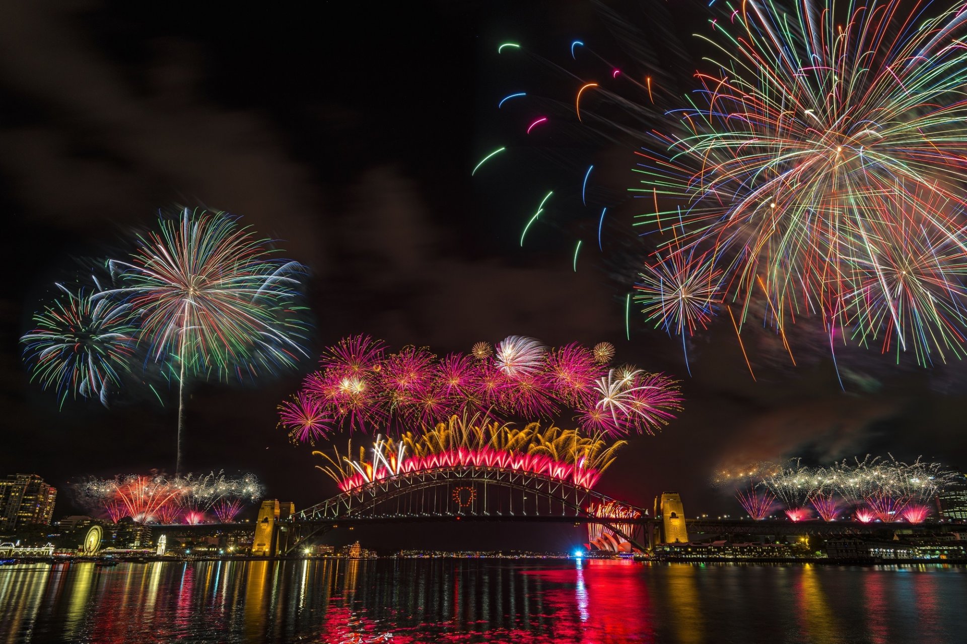 sydney australia noc światła fajerwerki fajerwerki 2015 harbour bridge most