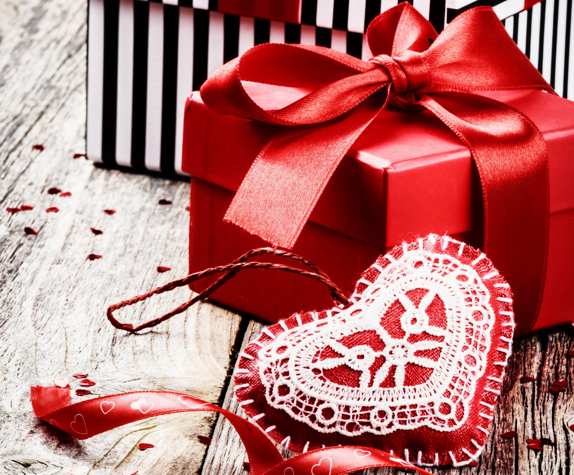 holiday valentine s day gifts bow heart photo