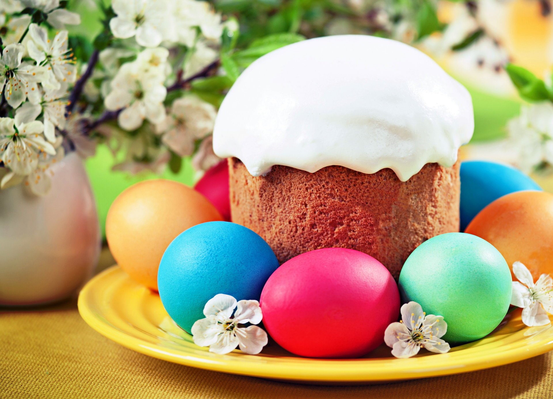 easter eggs cake glaze flower spring