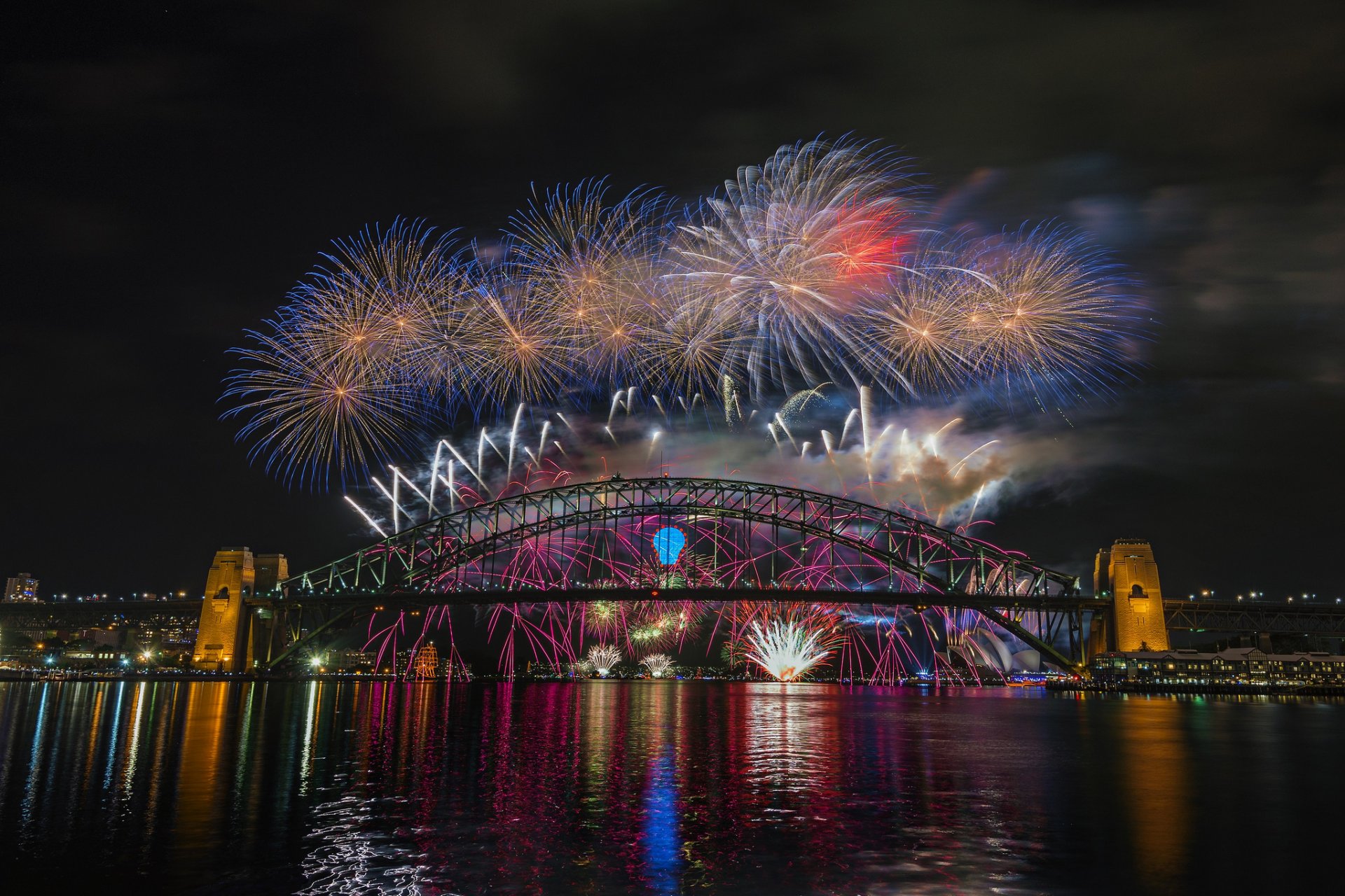 sydney australie ville nuit lumières feu d artifice 2015 harbour bridge pont