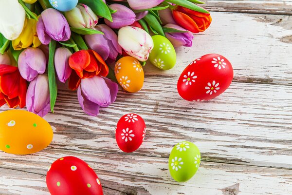 Foto von bemalten Eiern für Ostern