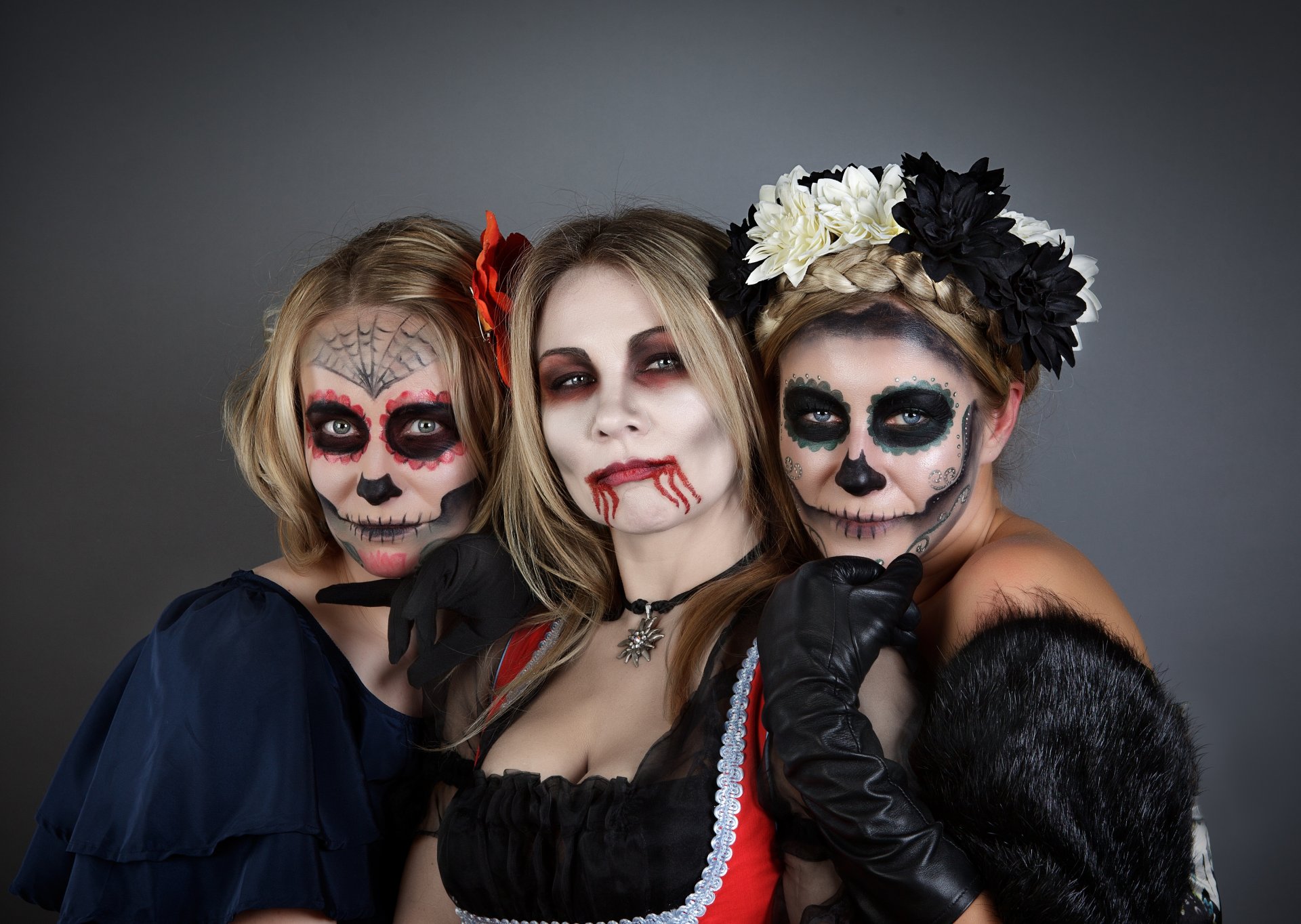 fiesta halloween chicas máscaras vampiro