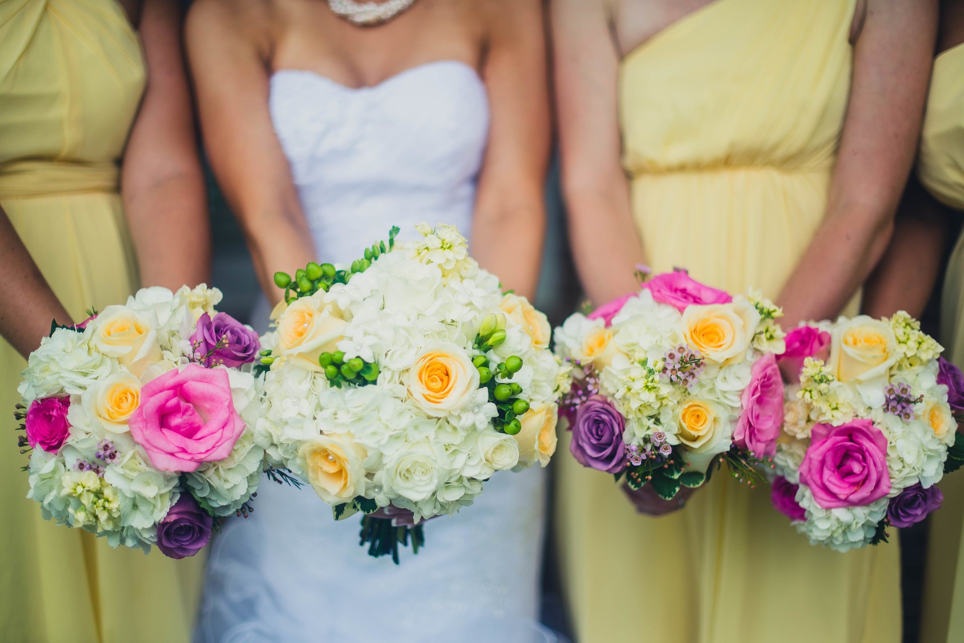 blumensträuße blumen hochzeit braut freundinnen kleid