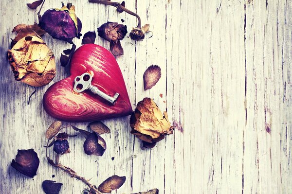The key to the heart among the dried rose petals