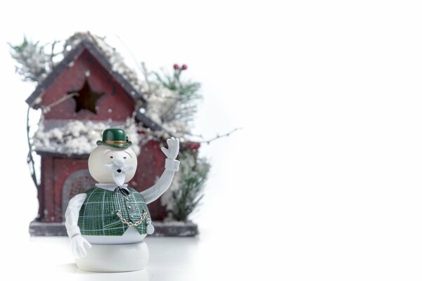 Juguetes de Navidad sobre fondo blanco