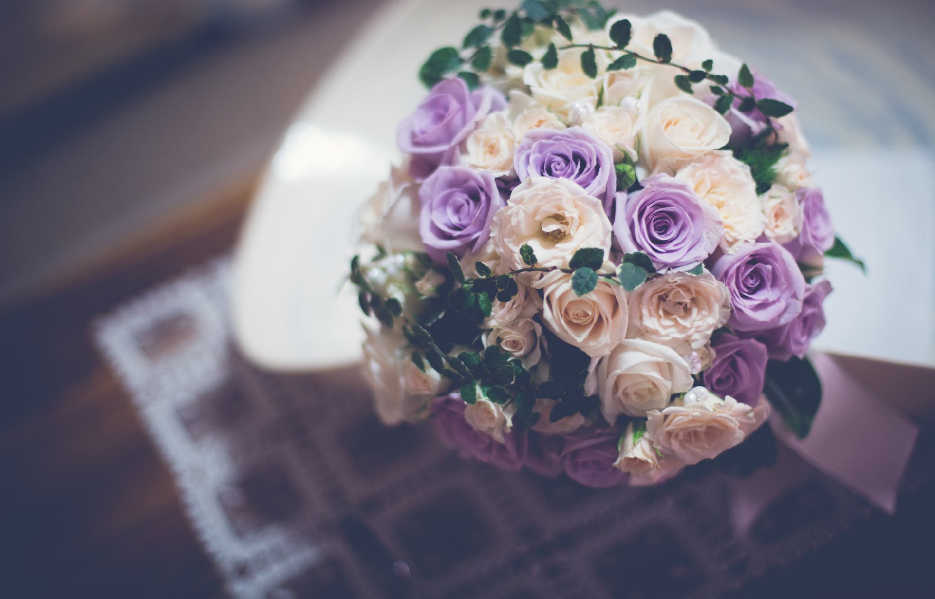 bouquet nuptiale fleurs roses blanc violet lilas