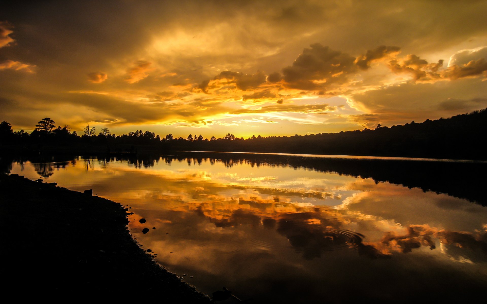 coucher de soleil lac réflexion paysage