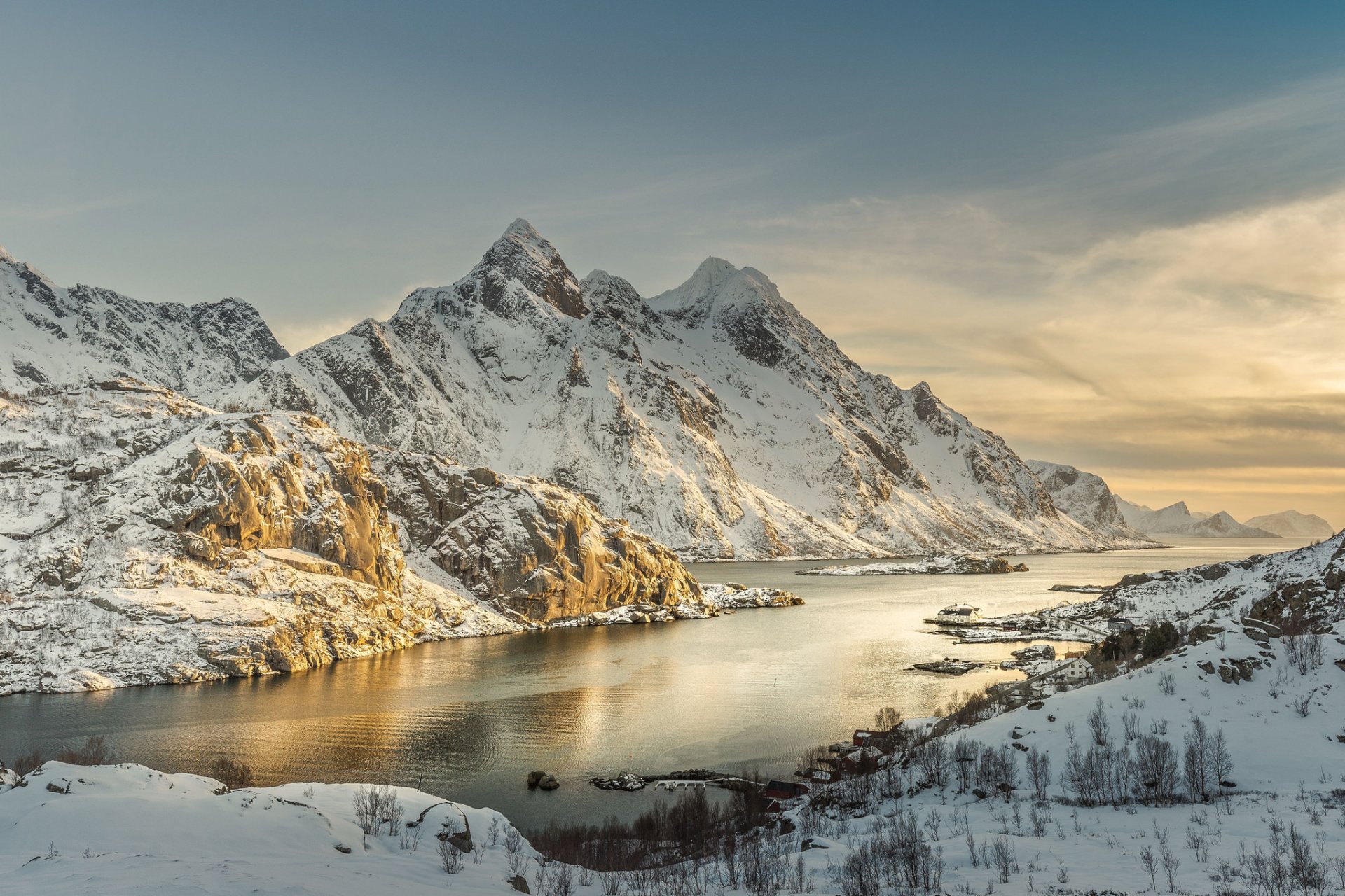 lofoten-inseln norwegen meer küste küste steine himmel