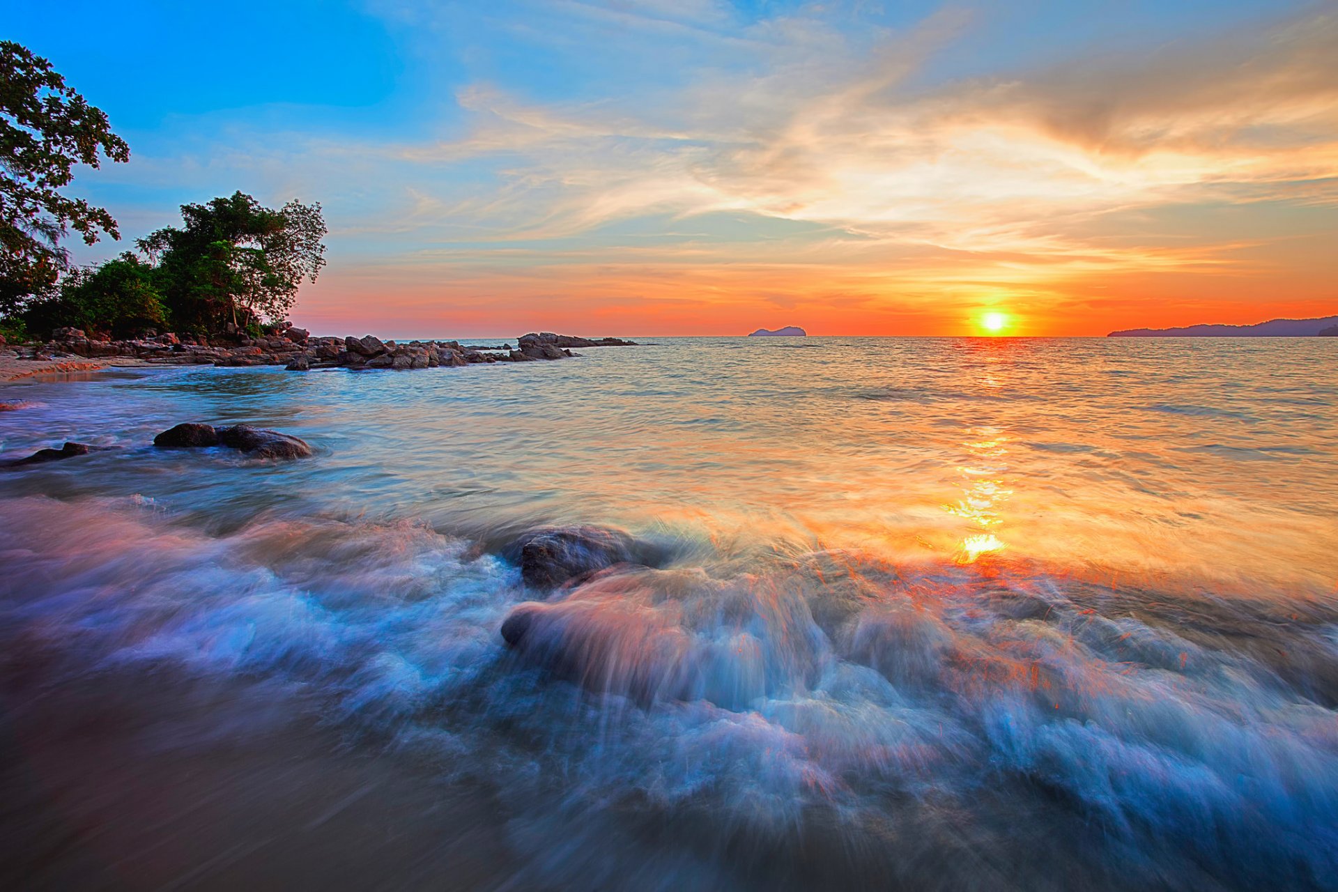 ky clouds sunset sea stones beach