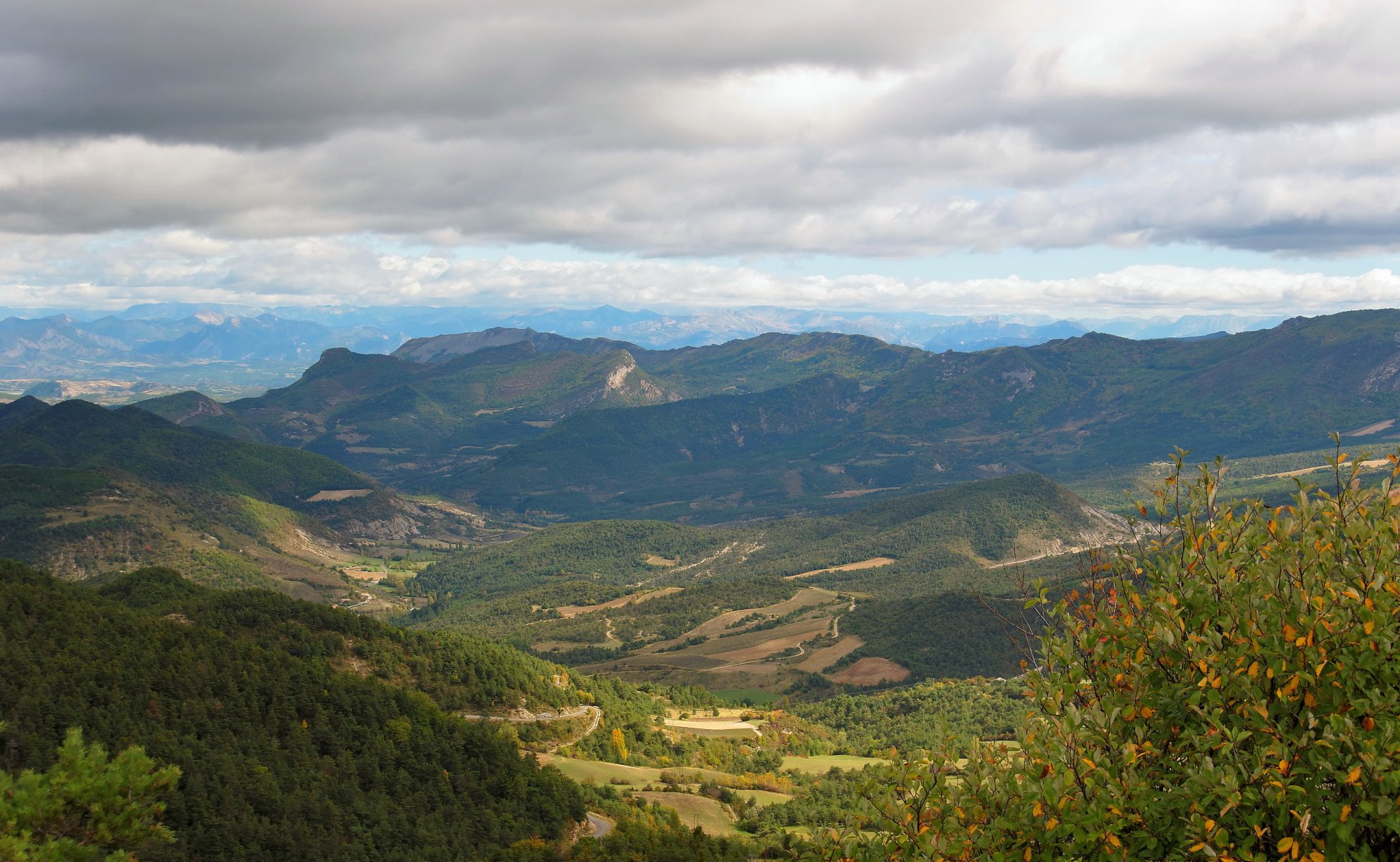 montagnes france paysage ciel laborel d en haut nuages alpes nature photo