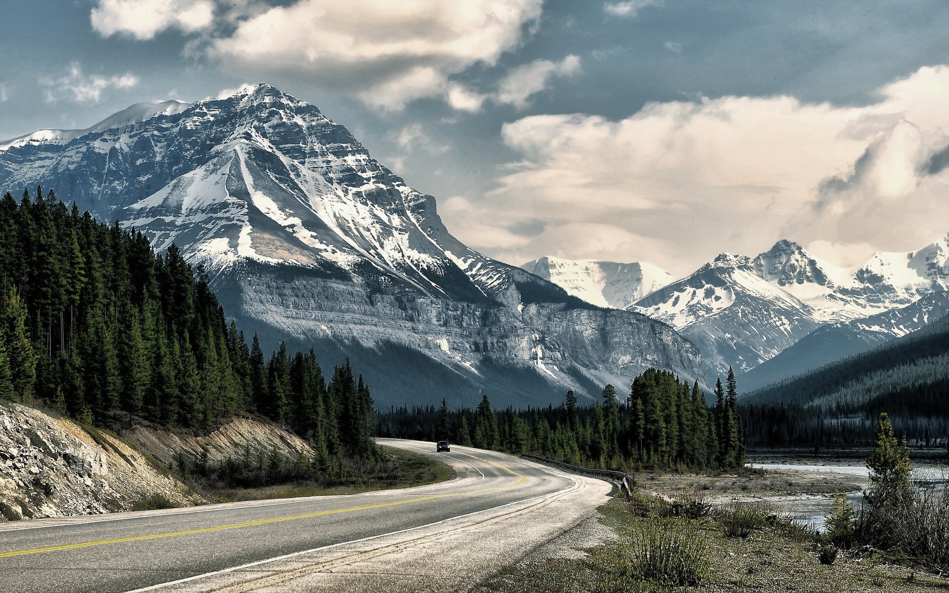 carretera montaña paisaje