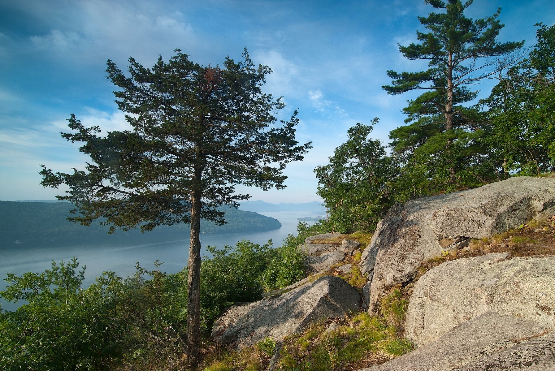 lake george great appalachian valley adirondack mountain new york lake george great valley adirondack mountain new york see bäume steine panorama