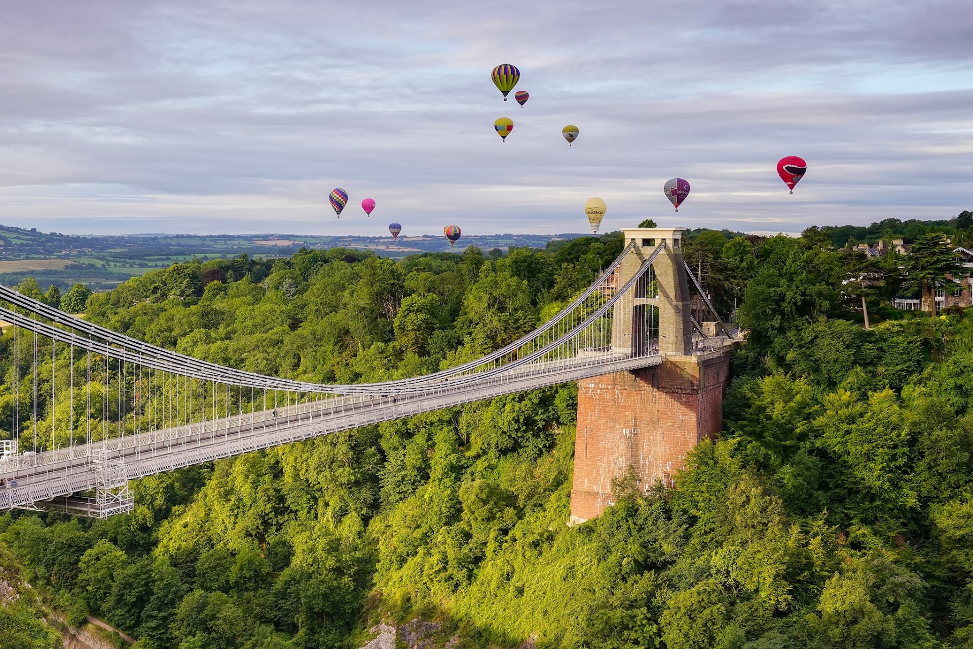 клифтон висячий мост avon gorge клифтон бристоль англия клифтонский мост эйвонское ущелье мост воздушные шары панорама