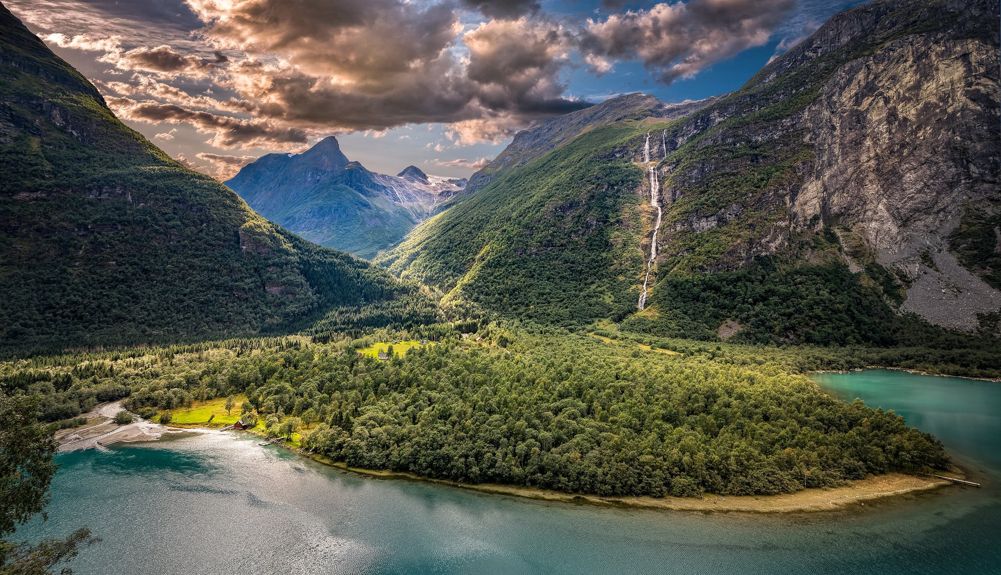 vikane sogn og norwegia vikan sogn og furane dolina góry jezioro chmury panorama