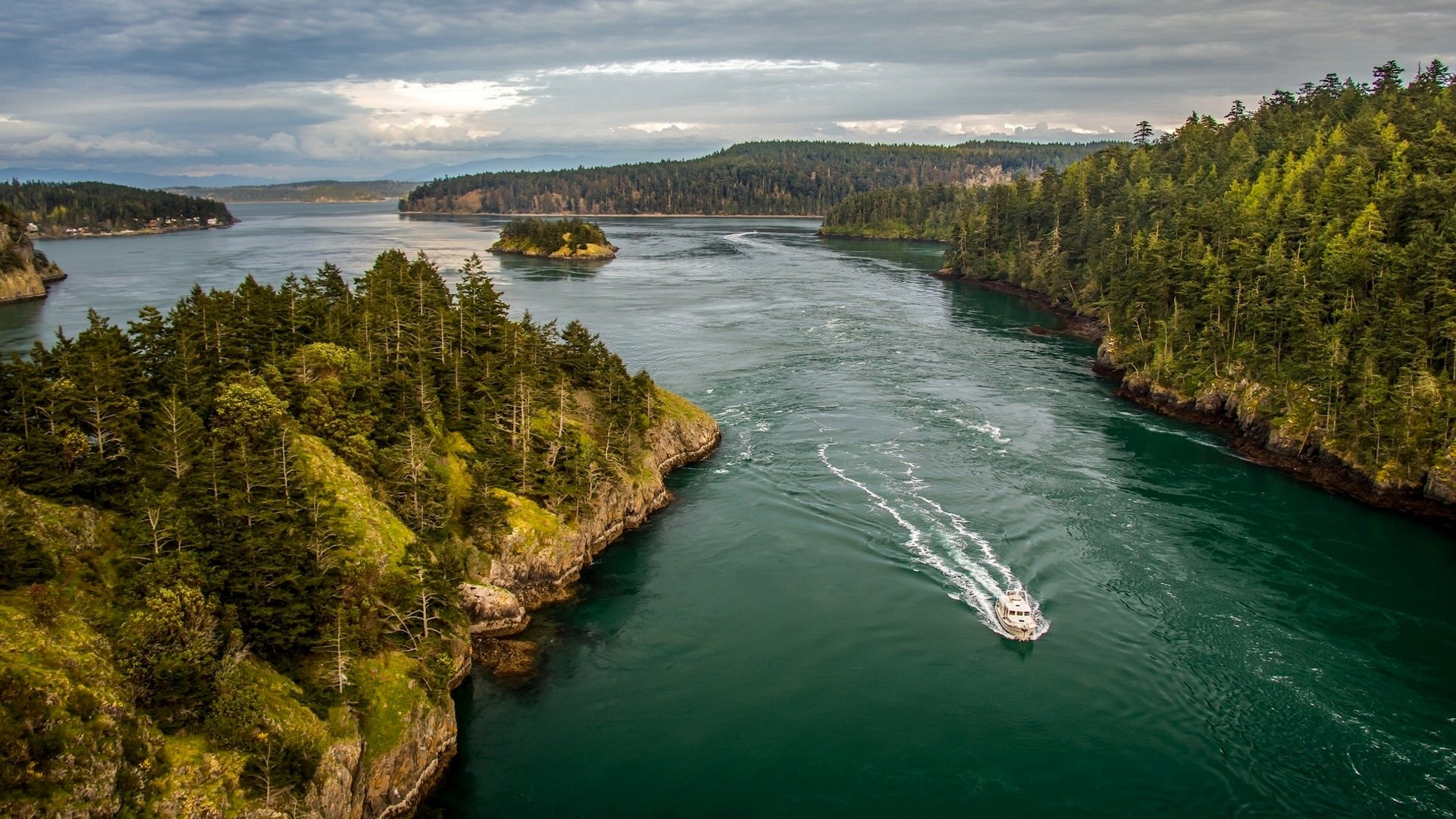 isla de whidby puget sound washington isla de whidby estado de washington bahía isla islas barco bosques